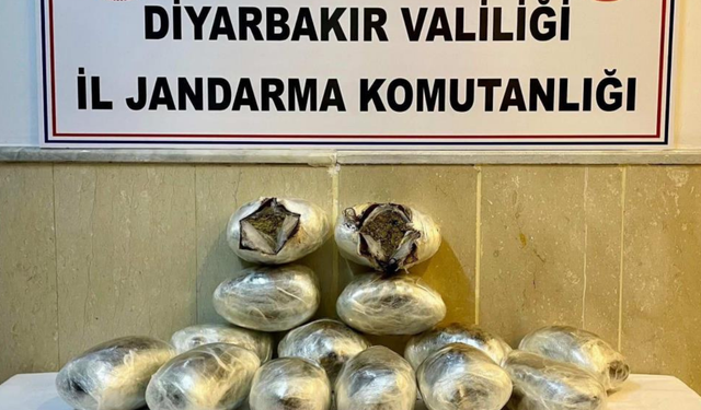 Diyarbakır'da zehir tacirlerine darbe