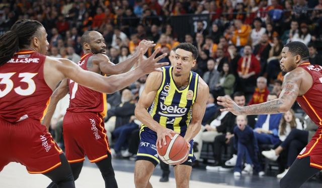 Basketbolda derbi Fenerbahçe'nin