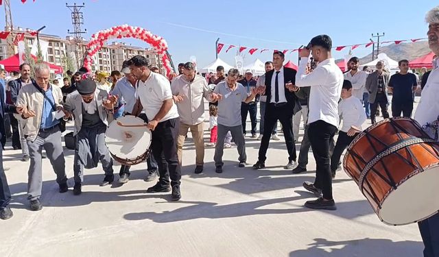 Diyarbakır Çüngüş’te “Bir Salkım Üzüm, Bin Yıllık Miras” coşkusu