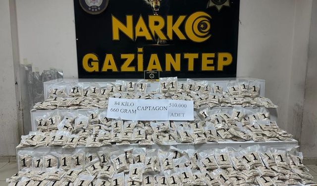 Binlerce uyuşturucu hap çuvallara zulalanmış halde bulundu