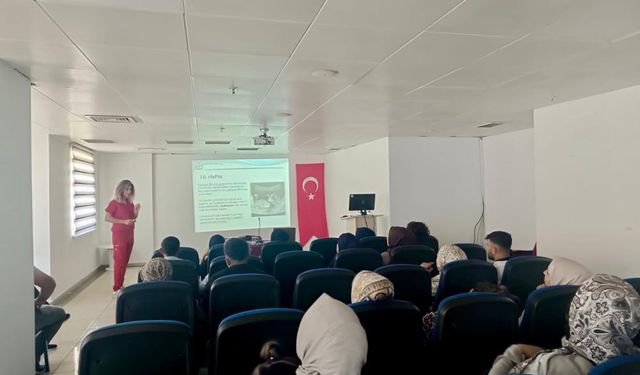 Diyarbakır'da Gebe Okulu'nda anne adaylarına eğitim