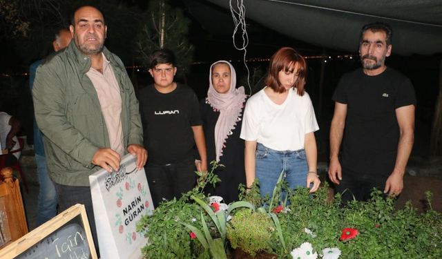 Tahliye olan Güran ailesi, Narin’in mezarını ziyaret etti