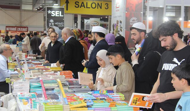 Diyarbakır Kitap Fuarına ilgi artıyor