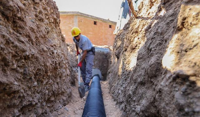 Diyarbakır’da selden zarar gören mahalleye modern kanalizasyon hattı