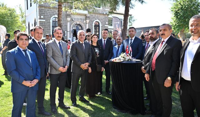 Diyarbakır Kültür Yolu Festivali coşkuyla başladı