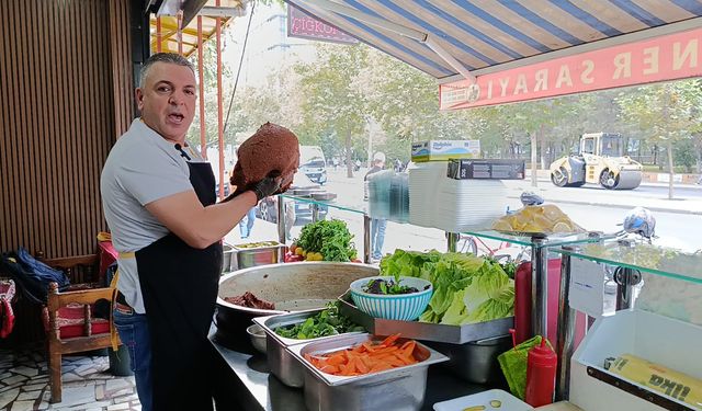 Çiğ Köftenin Kalbi Diyarbakır’da atıyor