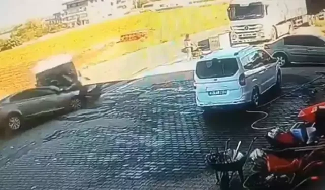 Diyarbakır’da otomobil ile minibüs çarpıştı: Yaralılar var