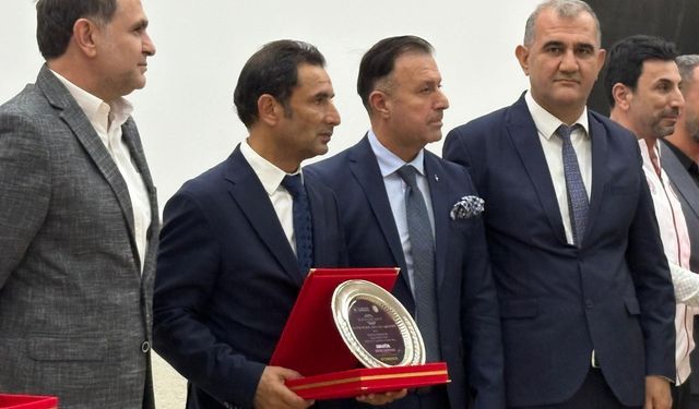 Diyarbakır'ı sporda başarıyla temsil edenlere ödül