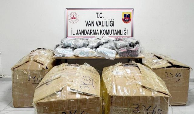 Van’da gümrük kaçağı malzeme ele geçirildi
