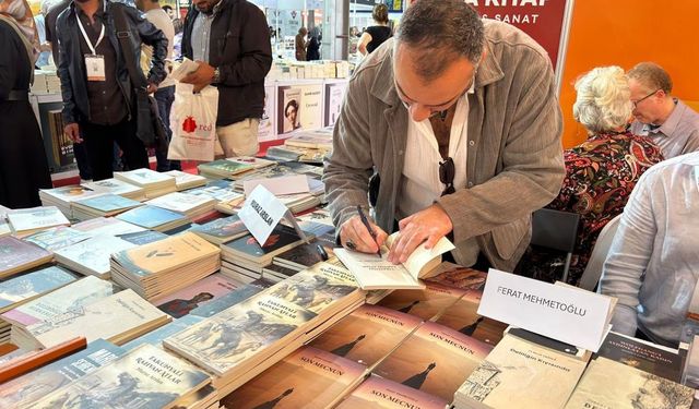 Diyarbakır kitap fuarında yazar ve okuyucuları buluştu
