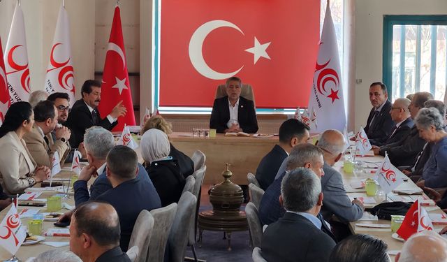 Yeni Yüzyıl Partisinde iştişare toplantısı