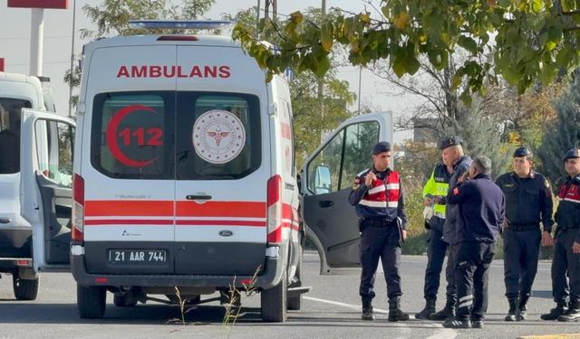 Diyarbakır'da aileler kavga etti: 3 yaralı