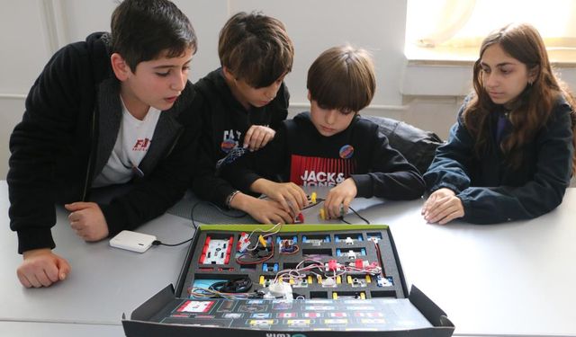 Diyarbakır'da çocuk ve gençlere özel girişimcilik programı tamamlandı