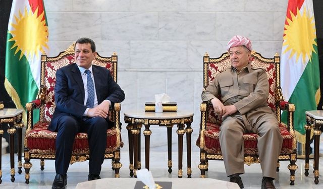 Duhok'ta tarihi buluşma: Mesut Barzani ile Mazlum Abdi bir araya geldi