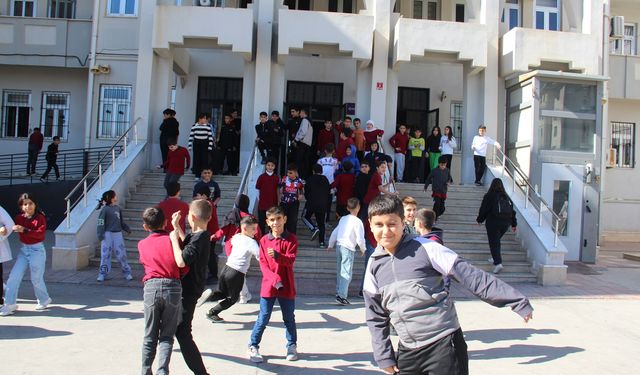 Öğrenci sayısı iki katına çıktı, veliler okul istiyor