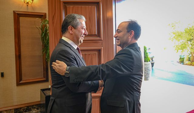 Osman Baydemir Irak Kürdistan Başkanı Barzani ile bir araya geldi
