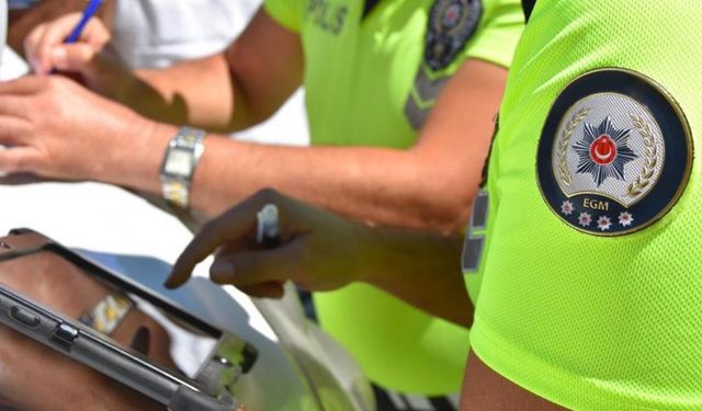 Trafiği tehlikeye atan sürücülere rekor ceza