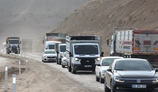 Diyarbakır- Batman arası ulaşımda yol çilesi