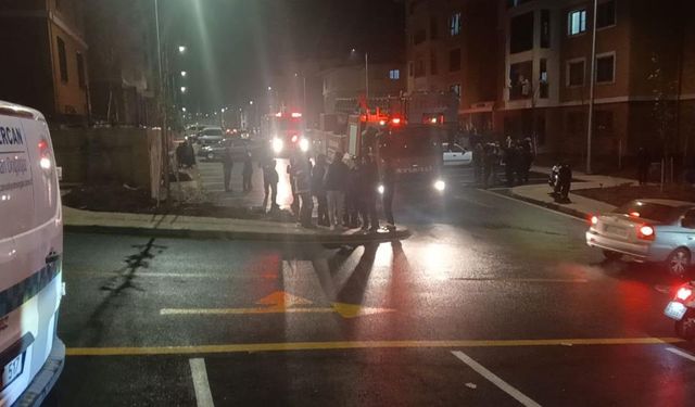 Şarjda bırakılan cep telefonu bomba gibi patladı!