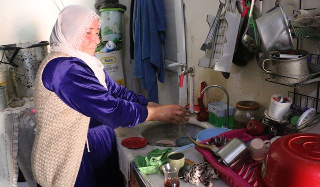 Diyarbakır’da 8 metrekarede yaşam mücadelesi!