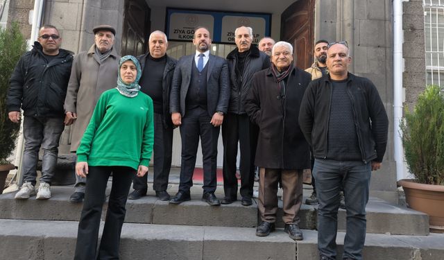 Diyarbakır’da 1960’lı yılların öğrencileri mezun oldukları okulda buluştu