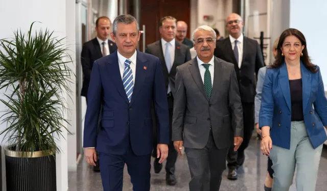 DEM Parti İmralı Heyeti–CHP görüşmesi ertelendi: Gerekçe açıklandı