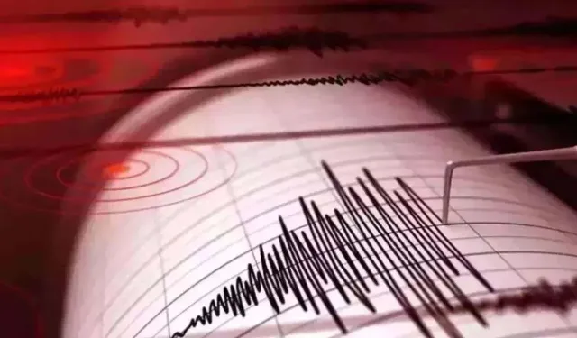 Ege Denizi'nde korkutan deprem