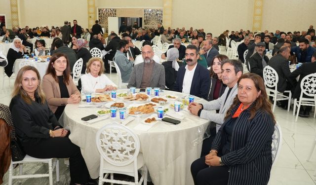 Diyarbakır’da Eşbaşkanlar dayanışma etkinliğinde halkla buluştu