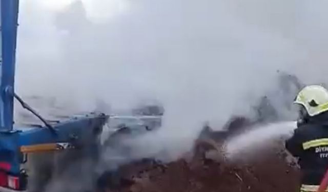 Diyarbakır'da tır'ın dorsesi yandı