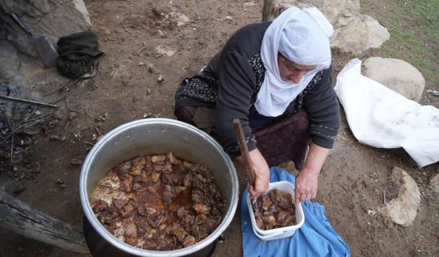 Muş'ta asırlık kavurma geleneği