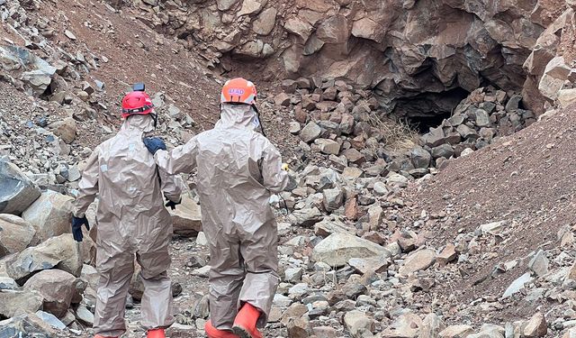 Define arayan şahıs mağarada ölü bulundu