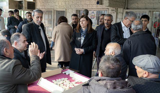 Diyarbakır’da Eşbaşkanlar Emek Caddesi esnafını ziyaret etti