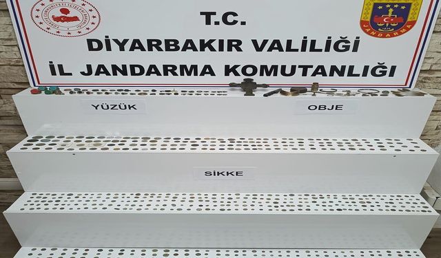 Diyarbakır’da ‘Anadolu Mirası’ operasyonu: 690 Bizans sikkesi ele geçirildi