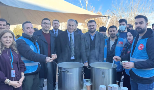 TÜGVA’dan Gazi Yaşargil Hastanesi’nde çorba ikramı