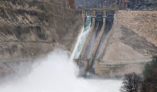 Diyarbakır’da ana isale hattında patlak! Su kesilecek mi?