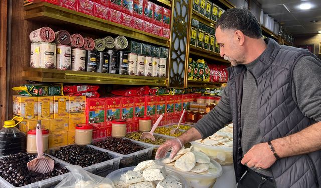 Diyarbakır 50 yıllık esnaf konuştu; Ramazan bereketi yerini geçim derdine bıraktı