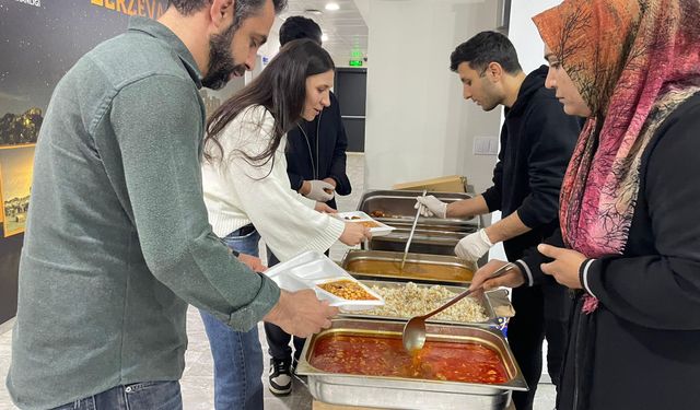 Diyarbakır’da gençler iftar sofrasında buluştu