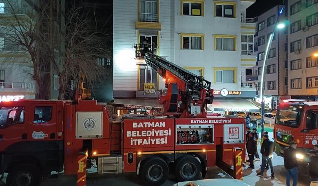Batman’da 7 katlı binada korkutan yangın