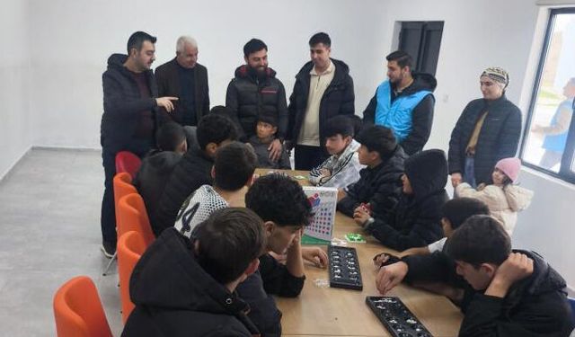 Diyarbakır’da kaymakam gençlerle buluştu