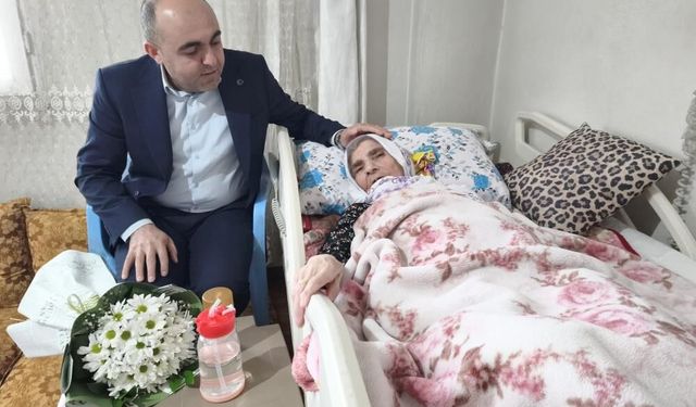 Cumhuriyetin tanığı Cemile nineye Kadınlar Günü sürprizi