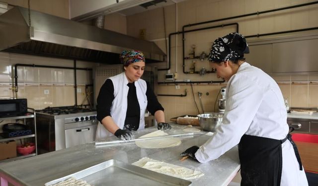 Diyarbakır’da bayram sofralarına doğal dokunuş: Glikoz yok, emek ve lezzet var!