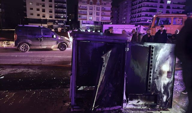 Kaçak elektrik kullanımı pano yaktı: 34 abone mağdur