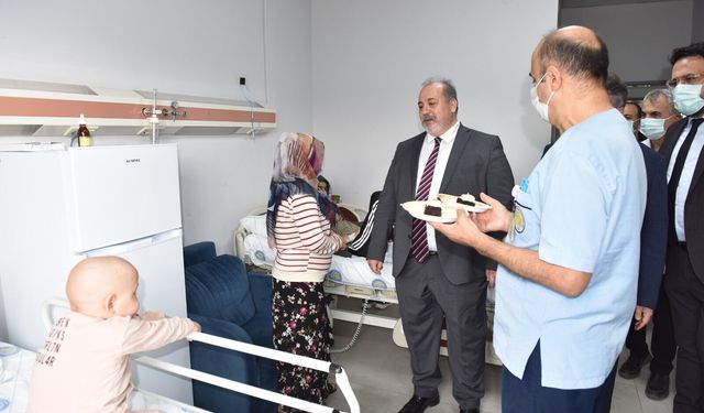 Diyarbakır’da minik hastalara moral etkinliği