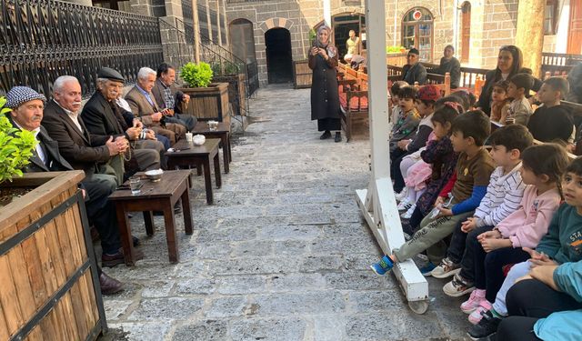 Diyarbakır’da Kürt kültür mirası, küçük yüreklerle buluştu