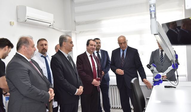 Dicle Üniversitesi Mikrocerrahi laboratuvarını hizmete açtı