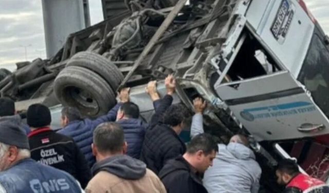 Özel Halk Otobüsü üst geçide çarptı: Ankara’da katliam gibi kaza