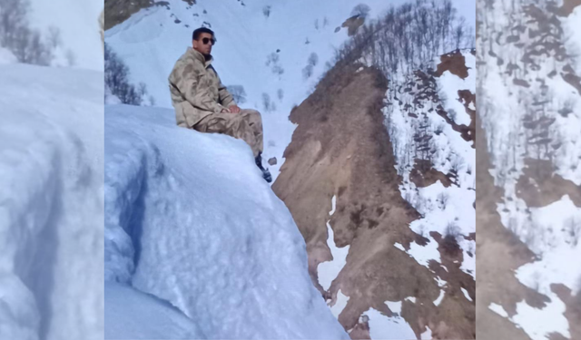 Korucu buz kütlesi kırılınca uçuruma düştü