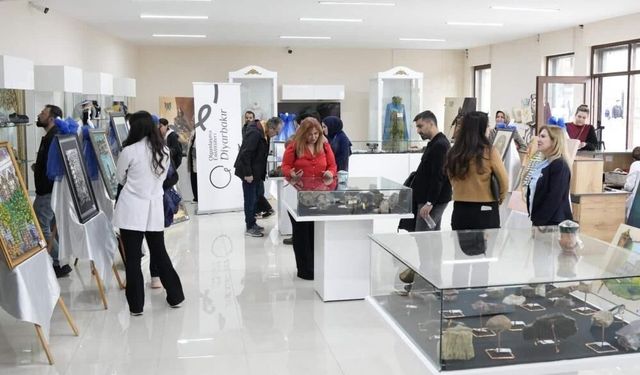 Harmoni Resim Sergisi Diyarbakır’da açıldı