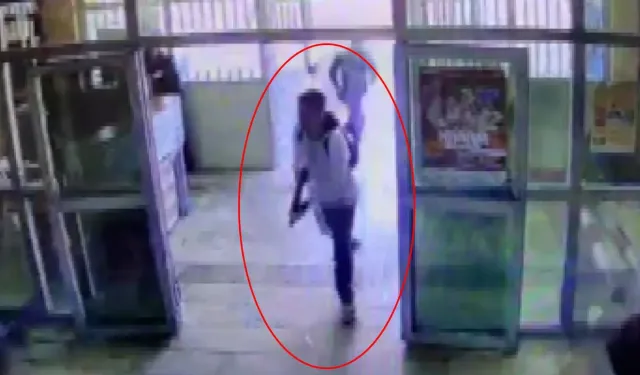 Şanlıurfa'daki liseye saldırı kamerada! Kapıdan ateş ederek girdi