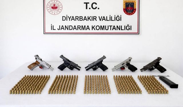Diyarbakır’da silah kaçakçılığına operasyon